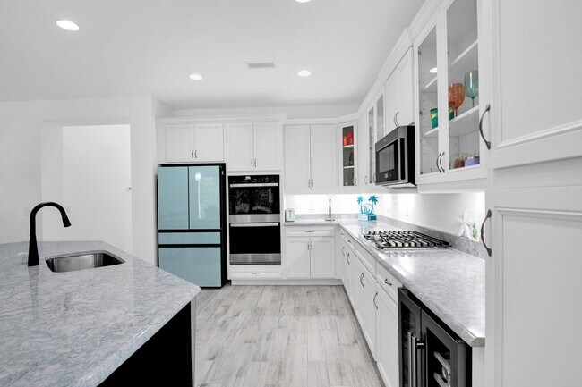 Foto del edificio - 853 Bama Breeze Dr