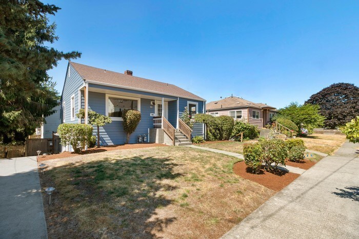 Primary Photo - 3441 33rd Ave W