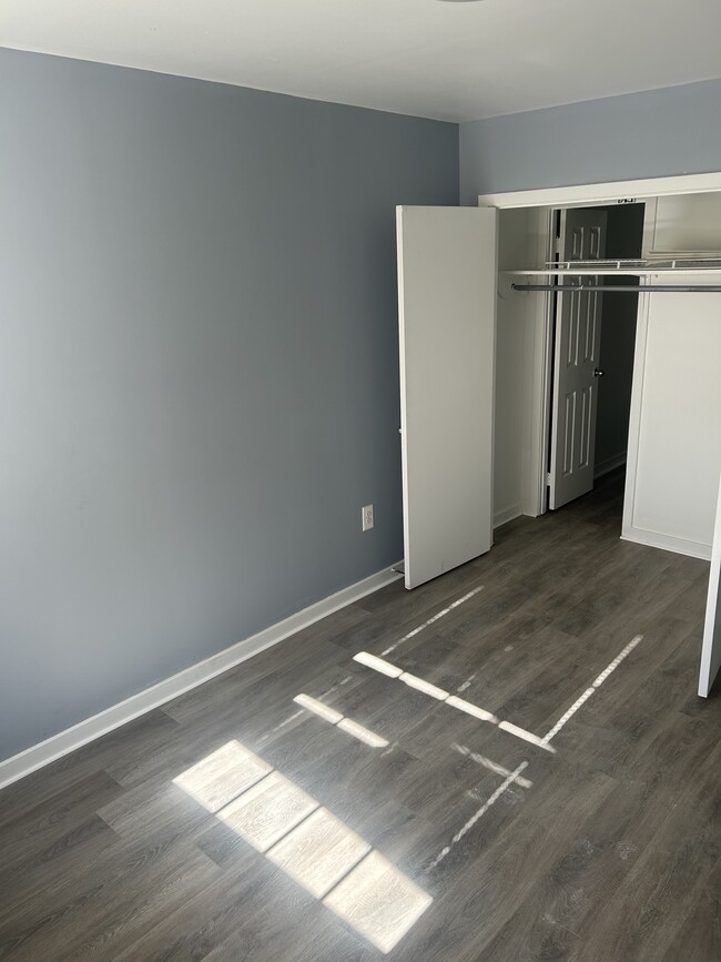 Building Photo - 528 Louisiana Ave