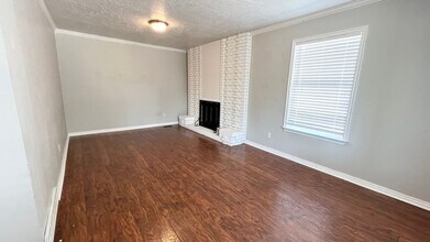Building Photo - 55 E 11000 S