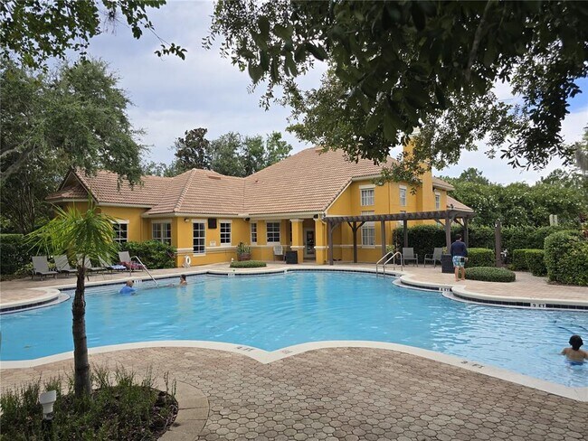 Foto del edificio - 19921 Villa Ridge Dr