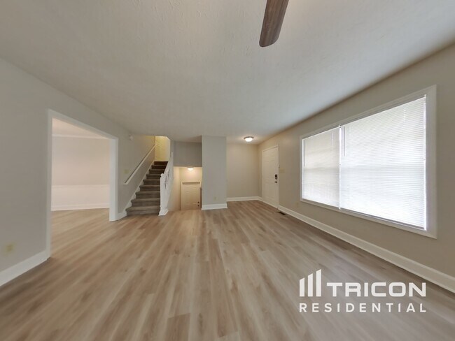 Foto del edificio - 1784 Annette Dr