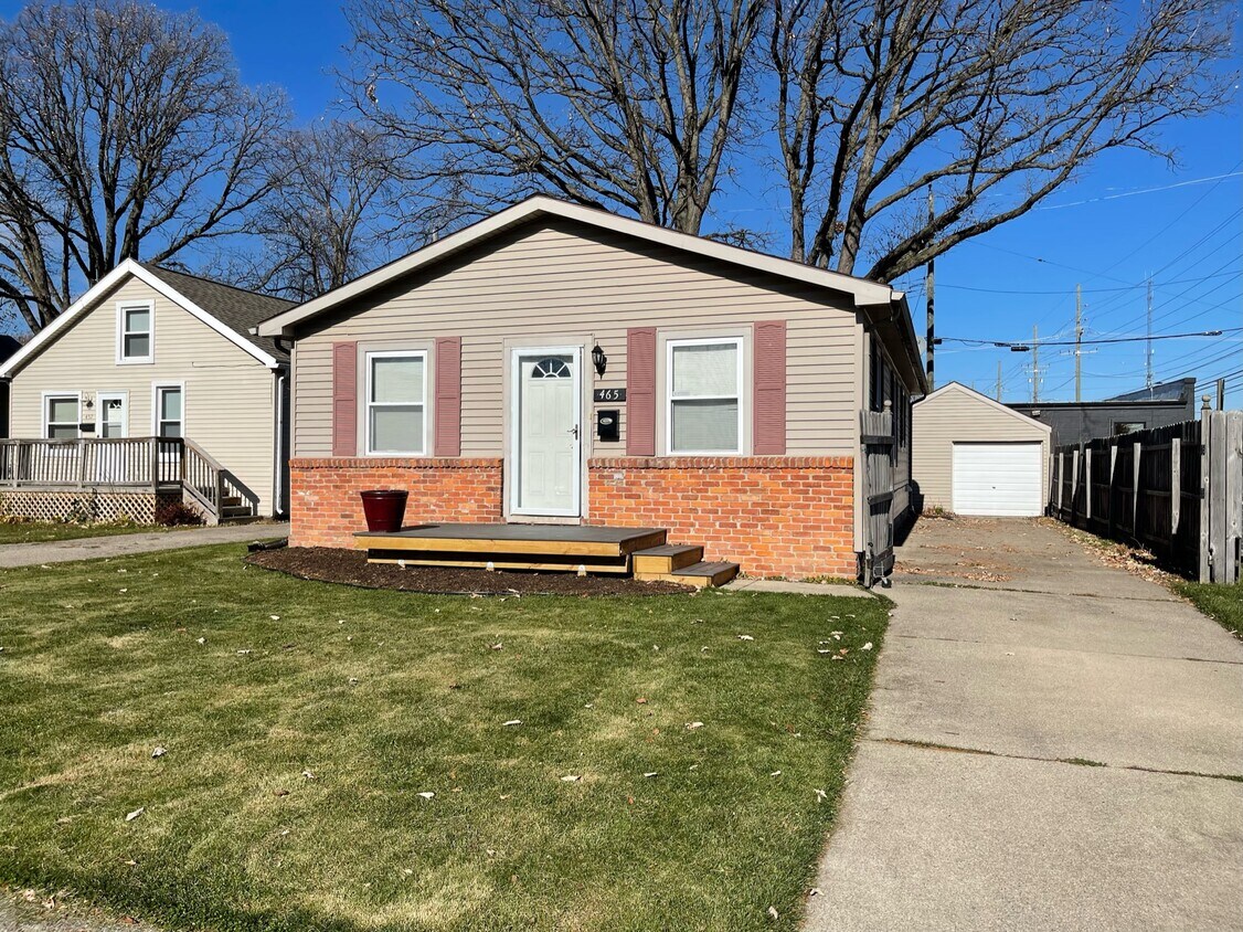 465 Wordsworth St, Ferndale, MI 48220 House Rental in Ferndale, MI