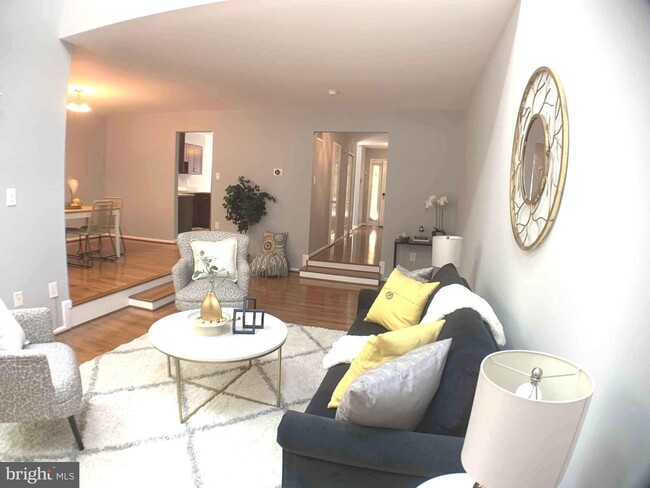 Foto del edificio - 12252 Tildenwood Dr