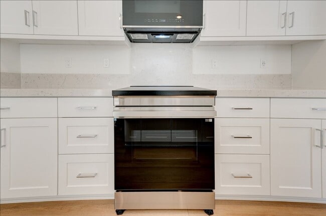 Building Photo - 1202 Mountain Laurel Rd