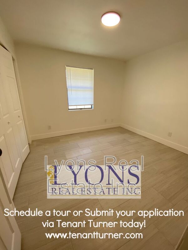 Building Photo - 1102 S Gordon Ave