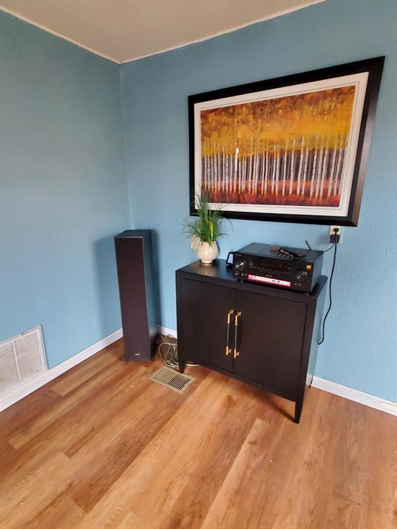 Building Photo - 1034 Wheatley Ave