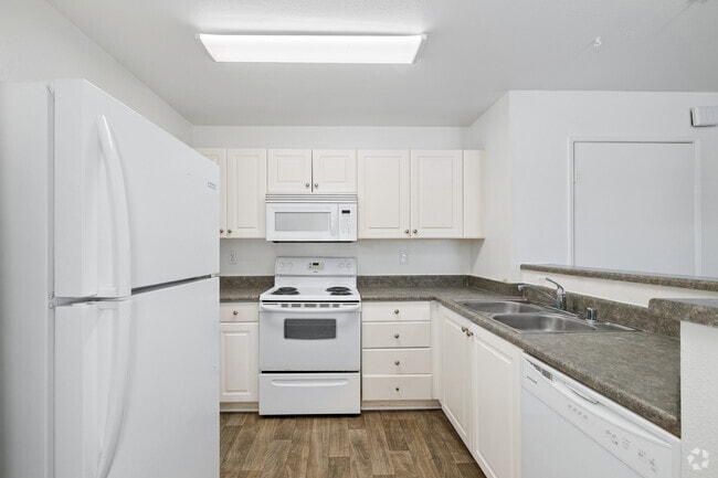 2BR, 1BA - 760SF - Kitchen - Senior Community: Rancho Santa Fe Village 55+