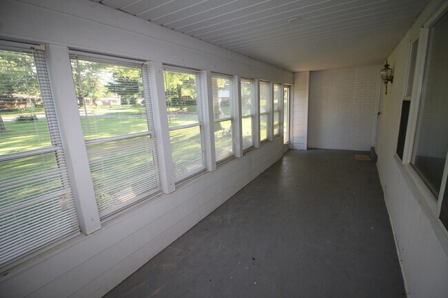 Building Photo - 6235 Rocket Dr