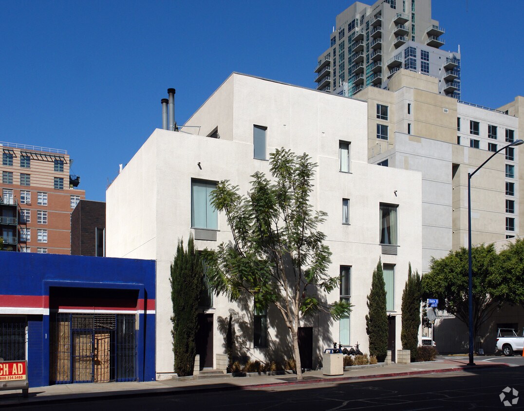Building Photo - Angove Lofts