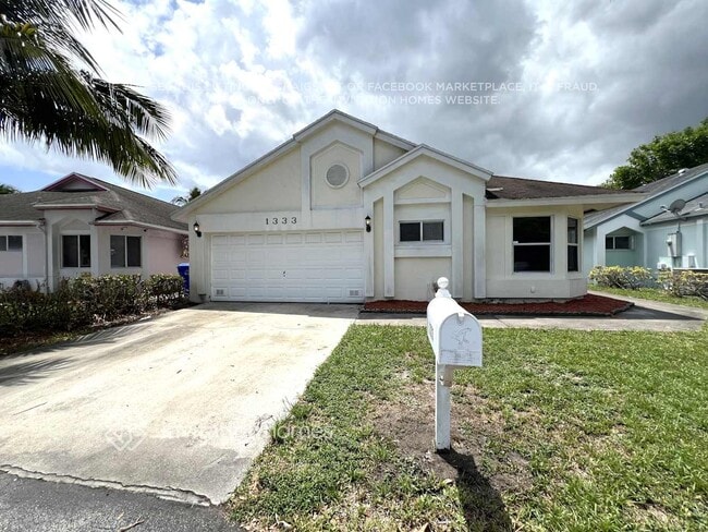 Building Photo - 1333 E Glen Oak Rd