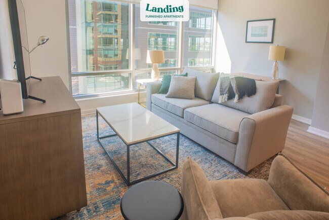 Building Photo - 1405 Point St