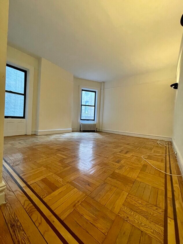 Main Room - 485 Central Park W