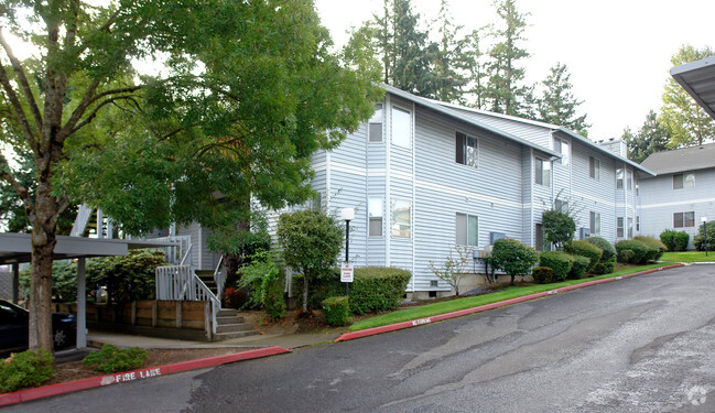 Foto del edificio - Forest Green Apartments