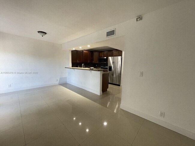Building Photo - 7506 NW 75th St