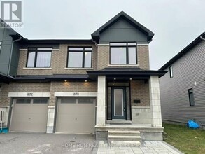 Building Photo - 870 Solarium Ave