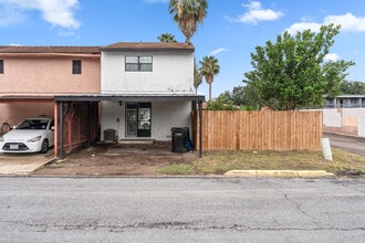 Building Photo - 3821 N 7th Ct