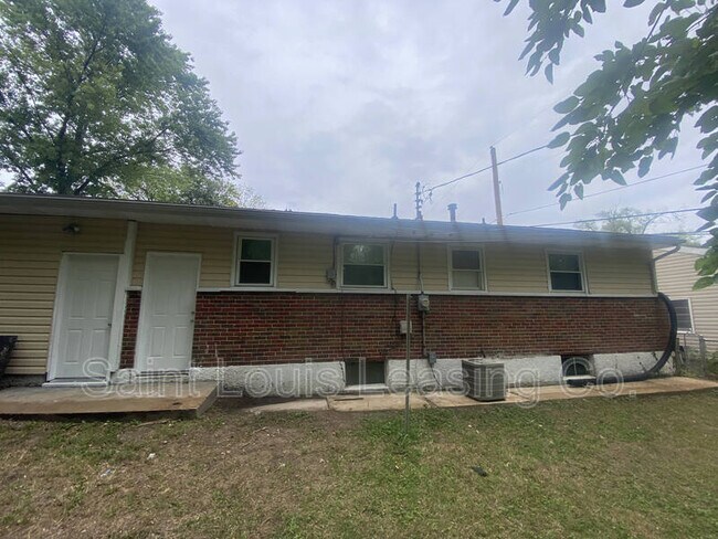 Foto del edificio - 6613 Dunwold Dr