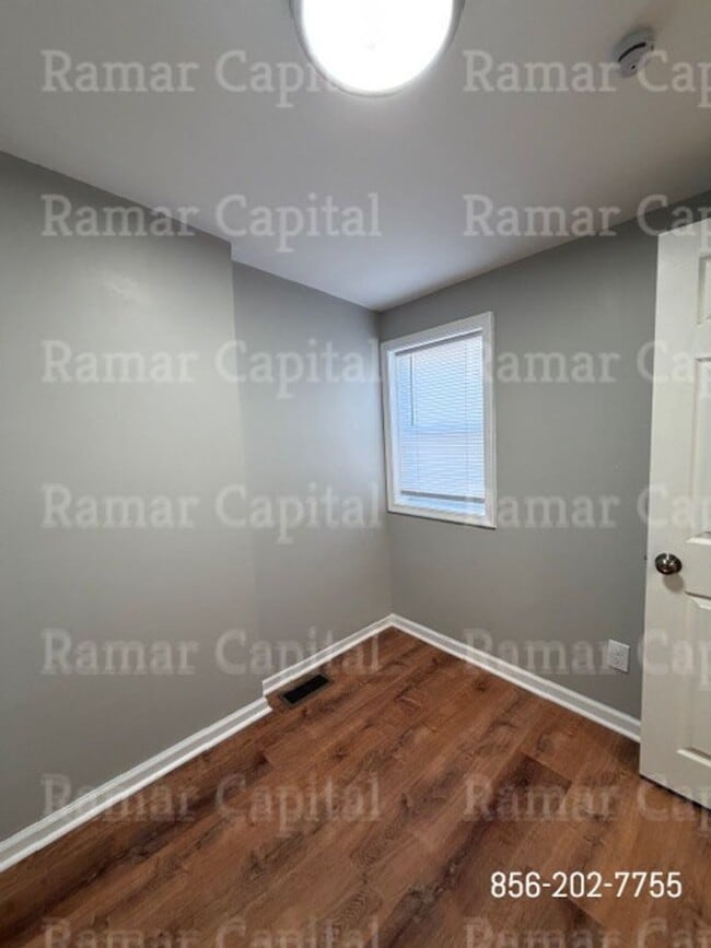 Building Photo - Bright, Comfortable & Easy-Care 3-Bedroom Living