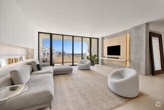 Building Photo - 10205 Collins Ave