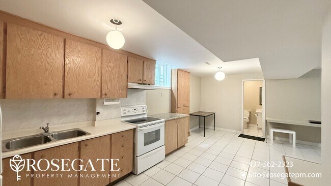Photo du bâtiment - Spacious 2-Bedroom Apartment in Markham – ...