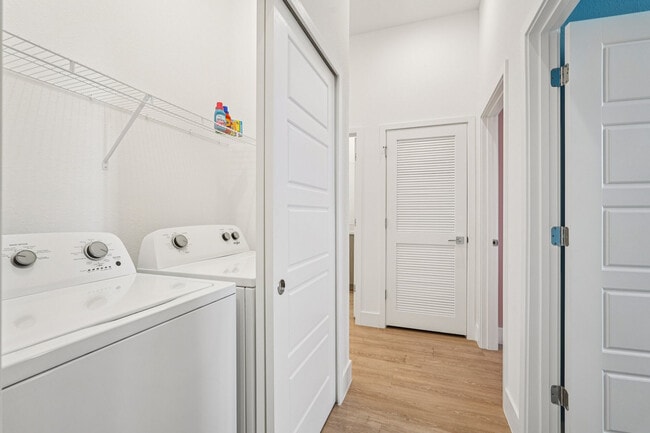 Building Photo - Havens at Hickory Tree | Townhome Apartments