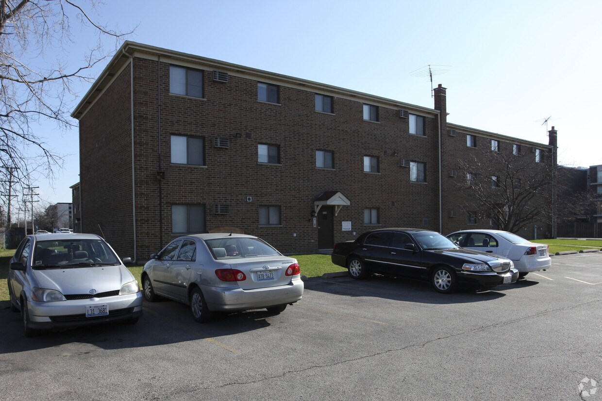 Foto del edificio - 9210-9220 Hamilton Ct