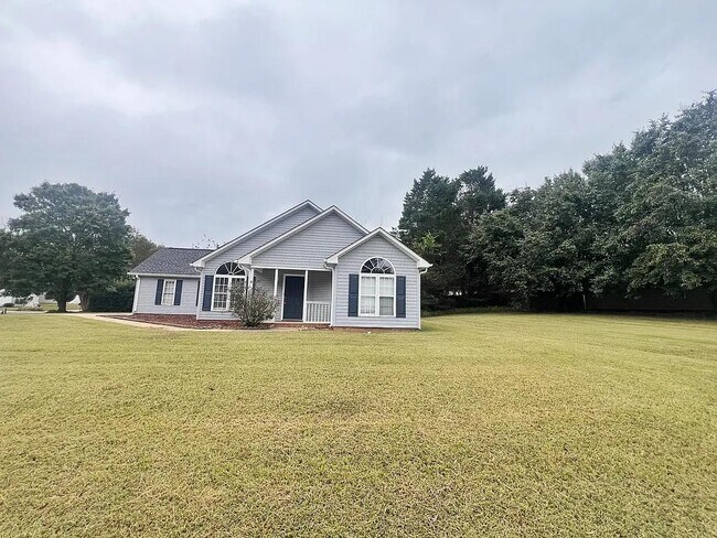 Foto del edificio - 312 Golden Leaf Ln