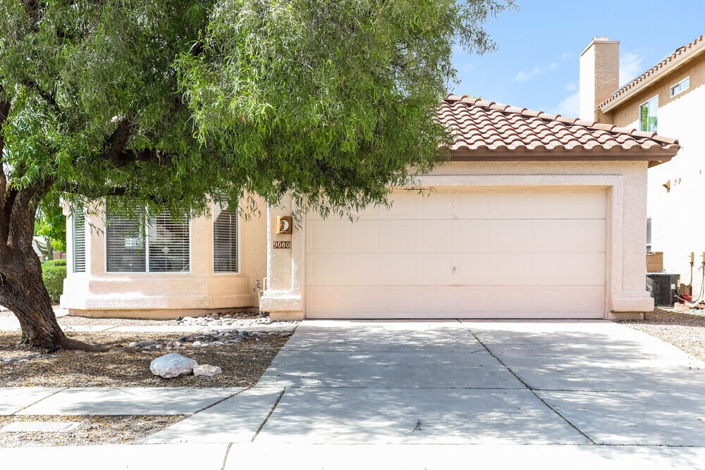 Primary Photo - 9080 E Rainsage St