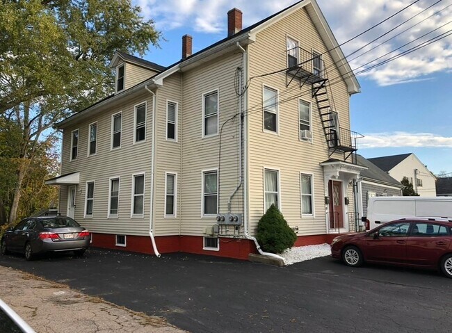 Building Photo - 195 East St