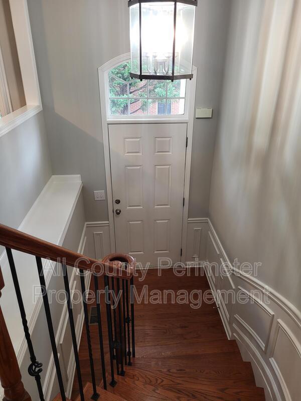 Photo - 3415 Triview Square Townhome