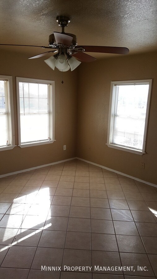 Foto del edificio - 7322 25th St