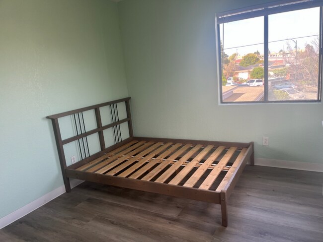 Foto del edificio - 1221 Beacon Ave