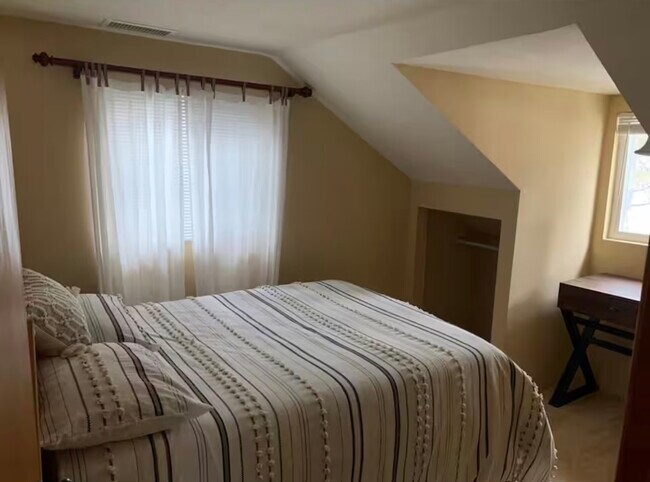 Foto del edificio - 33191 Maple Ln