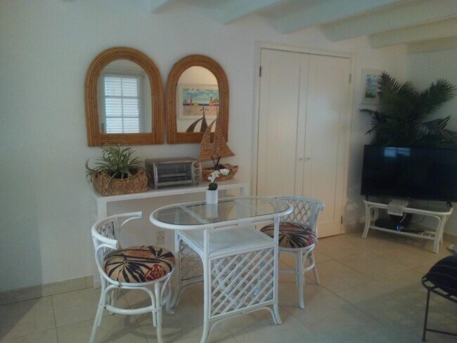 Foto del edificio - 72 S Ocean Blvd
