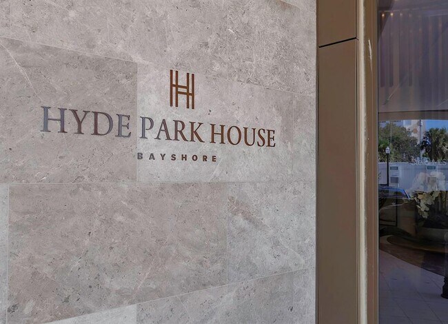 Foto del edificio - 2103 Bayshore Blvd