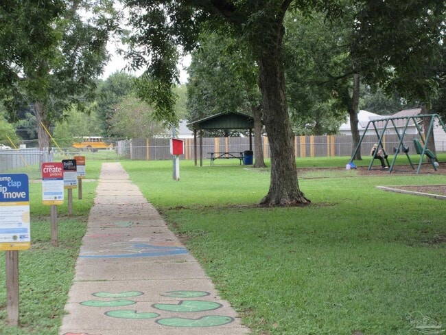 Foto del edificio - 4300 Santa Villa Dr