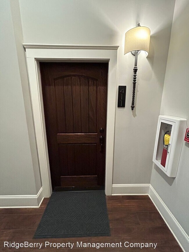 Foto del edificio - 1 br, 1 bath House - 1 East 3rd Ave. Unit 411