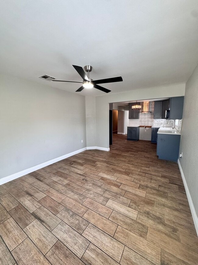 Building Photo - 14942 Cerritos Ave