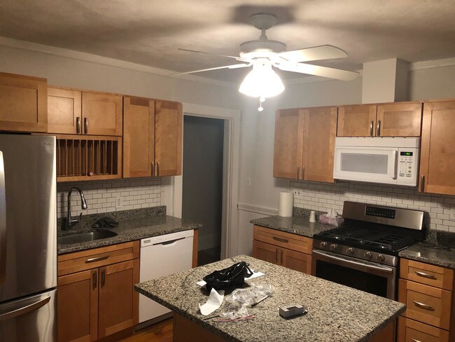 Kitchen - 7 Tufts St