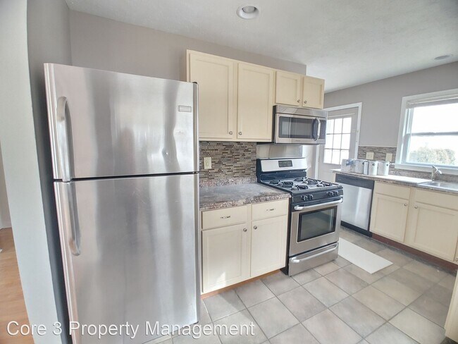 Building Photo - 2 br, 2 bath House - 812 Osage