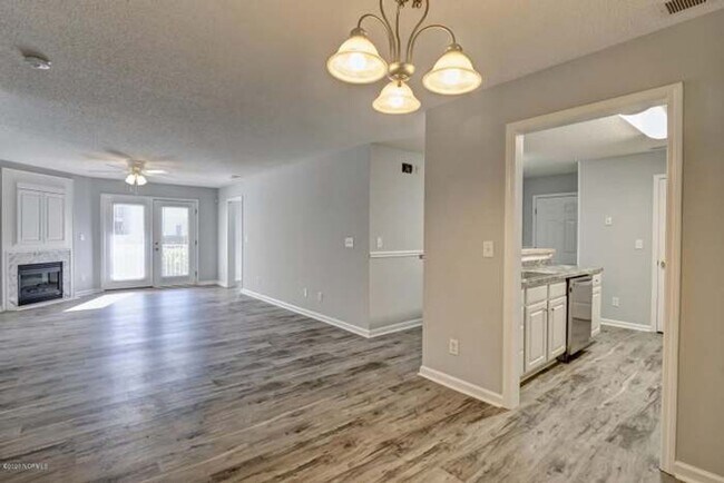Building Photo - 5008 Hunters Trail