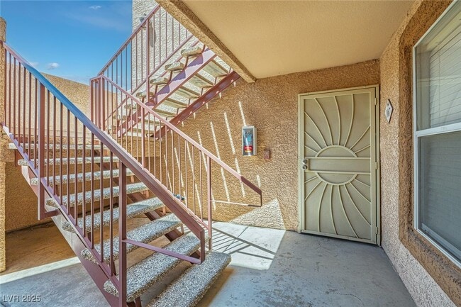 Building Photo - 1150 N Buffalo Dr