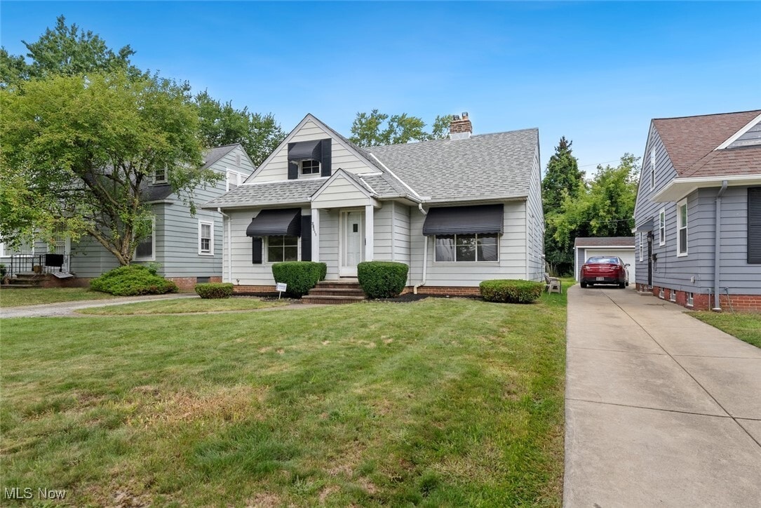 20511 Balfour Rd Warrensville Heights, OH 44122 – photo 3