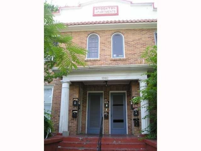 Foto principal - 1902 Nueces St