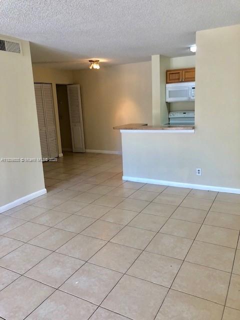 Building Photo - 10757 Cleary Blvd
