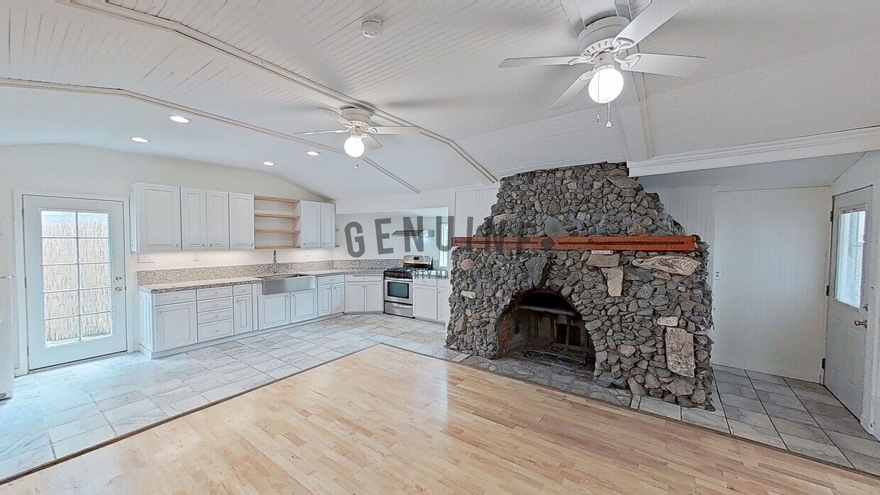 Foto principal - Adorable 2Bd 2Ba Home in Silverado Canyon