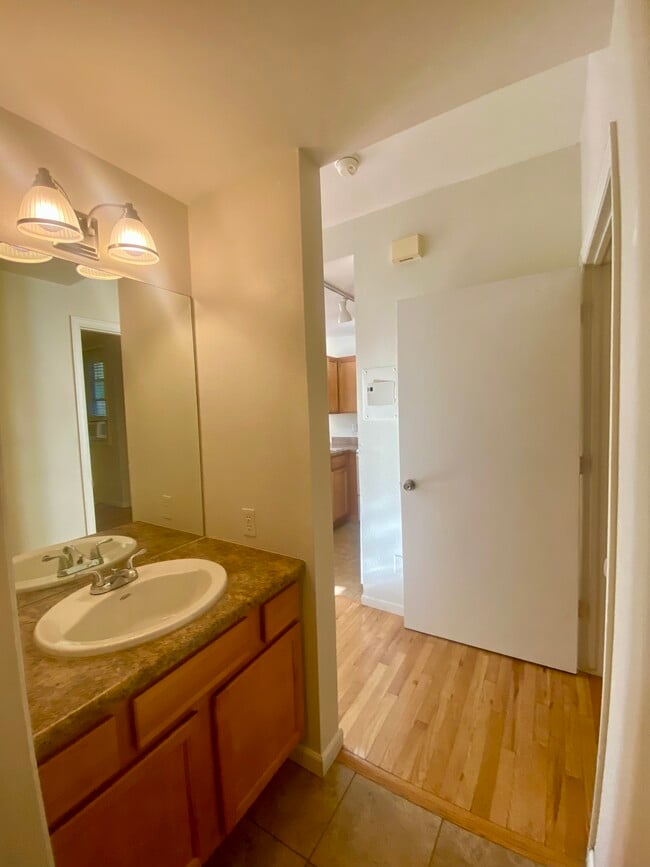 Building Photo - The Wolf Londoner Building