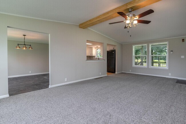 Building Photo - Single Family Home - Available For Rent!