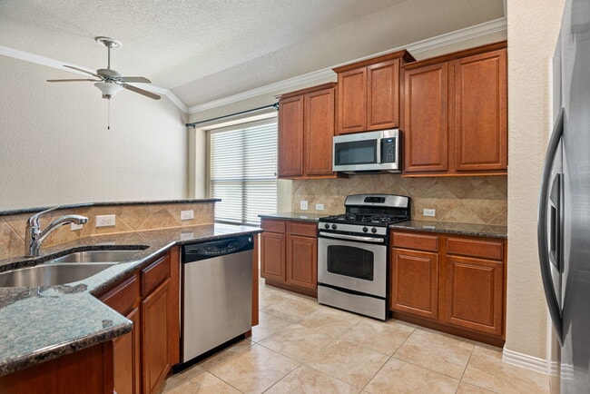 Building Photo - 3610 Sweet Olive
